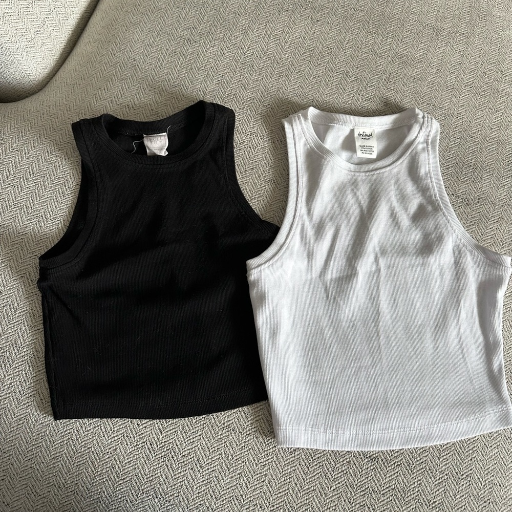 Women’s tank top bundle